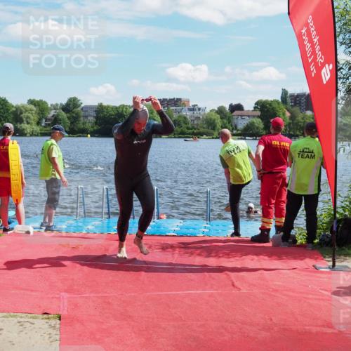 16.06.2024 - 7 Türme Triathlon KatJ http://msf.ph/oto/6299258 16.06.2024 11:14:36 Schwimmen 215, 229, 260 meine-sportfotos.de