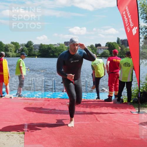 16.06.2024 - 7 Türme Triathlon KatJ http://msf.ph/oto/6299270 16.06.2024 11:14:36 Schwimmen 215, 229, 260 meine-sportfotos.de