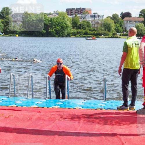 16.06.2024 - 7 Türme Triathlon KatJ http://msf.ph/oto/6299293 16.06.2024 11:14:39 Schwimmen 215, 229, 260, 267 meine-sportfotos.de