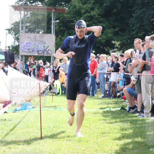 16.06.2024 - 26. Vierlanden-Triathlon Lena Gebhardt http://msf.ph/oto/6299323 16.06.2024 10:57:59 Schwimmen 244, 253, 269, 275, 298, 316, 244, 253, 269, 275, 298, 316 meine-sportfotos.de