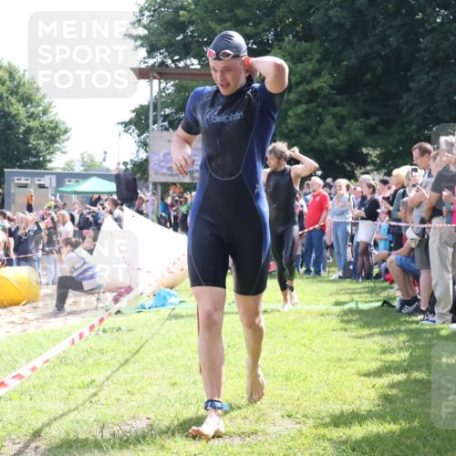 16.06.2024 - 26. Vierlanden-Triathlon Lena Gebhardt http://msf.ph/oto/6299340 16.06.2024 10:58:00 Schwimmen 244, 253, 269, 275, 298, 316, 244, 253, 269, 275, 298, 316 meine-sportfotos.de