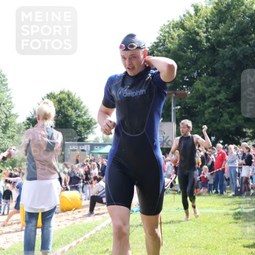 16.06.2024 - 26. Vierlanden-Triathlon Lena Gebhardt http://msf.ph/oto/6299354 16.06.2024 10:58:01 Schwimmen 244, 253, 269, 275, 298, 302, 316, 244, 253, 269, 275, 298, 302, 316 meine-sportfotos.de