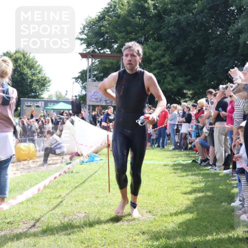 16.06.2024 - 26. Vierlanden-Triathlon Lena Gebhardt http://msf.ph/oto/6299375 16.06.2024 10:58:03 Schwimmen 253, 269, 275, 298, 302, 316, 253, 269, 275, 298, 302, 316 meine-sportfotos.de