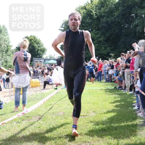 16.06.2024 - 26. Vierlanden-Triathlon Lena Gebhardt http://msf.ph/oto/6299385 16.06.2024 10:58:04 Schwimmen 253, 275, 298, 302, 316, 253, 275, 298, 302, 316 meine-sportfotos.de