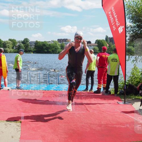 16.06.2024 - 7 Türme Triathlon KatJ http://msf.ph/oto/6299421 16.06.2024 11:14:48 Schwimmen 21, 45, 166, 215, 260, 267 meine-sportfotos.de