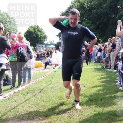 16.06.2024 - 26. Vierlanden-Triathlon Lena Gebhardt http://msf.ph/oto/6299441 16.06.2024 10:58:09 Schwimmen 253, 254, 298, 302, 316, 349, 253, 254, 298, 302, 316, 349 meine-sportfotos.de