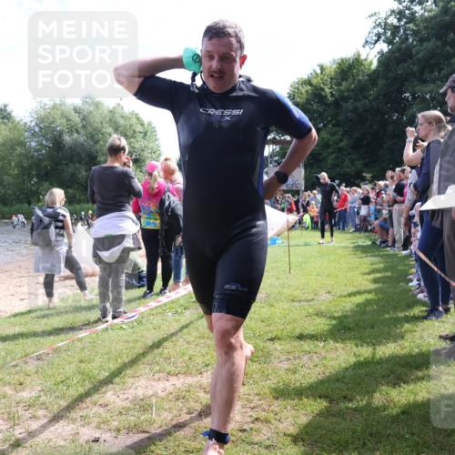 16.06.2024 - 26. Vierlanden-Triathlon Lena Gebhardt http://msf.ph/oto/6299452 16.06.2024 10:58:10 Schwimmen 253, 254, 298, 302, 316, 349, 253, 254, 298, 302, 316, 349 meine-sportfotos.de