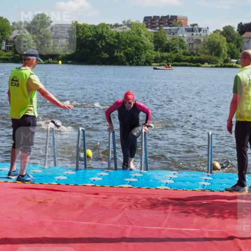16.06.2024 - 7 Türme Triathlon KatJ http://msf.ph/oto/6299456 16.06.2024 11:15:02 Schwimmen 21, 45, 166, 215, 260, 267, 287, 294 meine-sportfotos.de