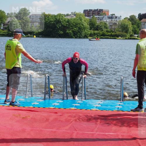16.06.2024 - 7 Türme Triathlon KatJ http://msf.ph/oto/6299467 16.06.2024 11:15:02 Schwimmen 21, 45, 166, 215, 260, 267, 287, 294 meine-sportfotos.de