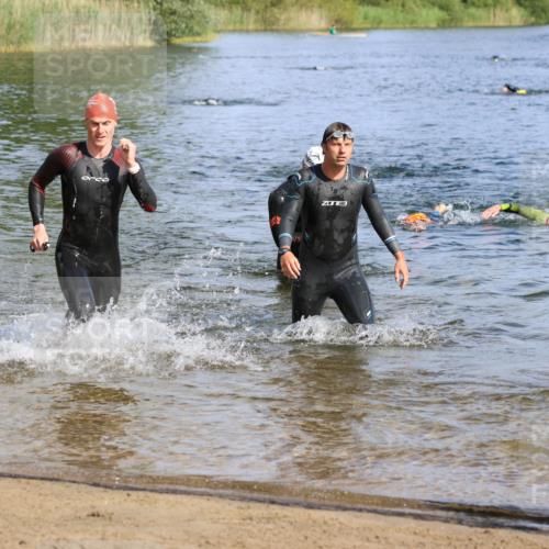 16.06.2024 - 26. Vierlanden-Triathlon Strokosch-Dieckow http://msf.ph/oto/6299470 16.06.2024 09:42:26 Schwimmen 65, 145, 177, 180, 65, 145, 177, 180 meine-sportfotos.de