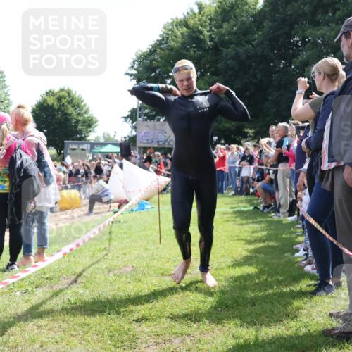 16.06.2024 - 26. Vierlanden-Triathlon Lena Gebhardt http://msf.ph/oto/6299486 16.06.2024 10:58:14 Schwimmen 253, 254, 257, 288, 302, 349, 253, 254, 257, 288, 302, 349 meine-sportfotos.de