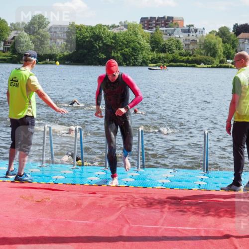 16.06.2024 - 7 Türme Triathlon KatJ http://msf.ph/oto/6299503 16.06.2024 11:15:04 Schwimmen 21, 45, 166, 215, 260, 267, 287, 294 meine-sportfotos.de