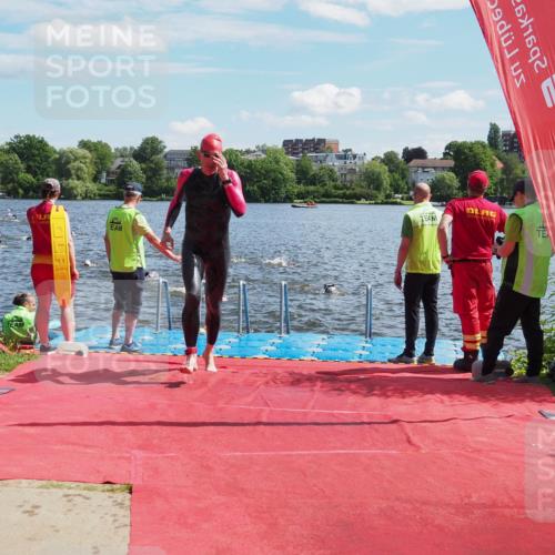 16.06.2024 - 7 Türme Triathlon KatJ http://msf.ph/oto/6299513 16.06.2024 11:15:05 Schwimmen 21, 45, 166, 215, 260, 267, 287, 294 meine-sportfotos.de