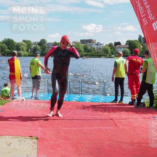 16.06.2024 - 7 Türme Triathlon KatJ http://msf.ph/oto/6299547 16.06.2024 11:15:06 Schwimmen 21, 45, 166, 215, 260, 267, 287, 294 meine-sportfotos.de