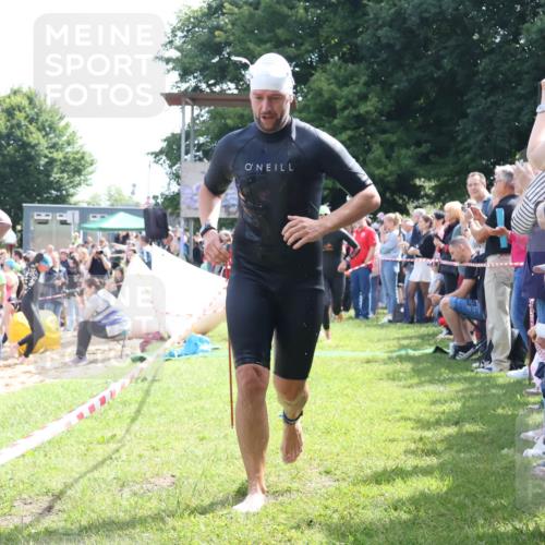16.06.2024 - 26. Vierlanden-Triathlon Lena Gebhardt http://msf.ph/oto/6299552 16.06.2024 10:58:19 Schwimmen 254, 257, 265, 288, 302, 345, 346, 349, 254, 257, 265, 288, 302, 345, 346, 349 meine-sportfotos.de