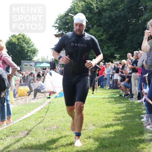 16.06.2024 - 26. Vierlanden-Triathlon Lena Gebhardt http://msf.ph/oto/6299557 16.06.2024 10:58:19 Schwimmen 254, 257, 265, 288, 302, 345, 346, 349, 254, 257, 265, 288, 302, 345, 346, 349 meine-sportfotos.de