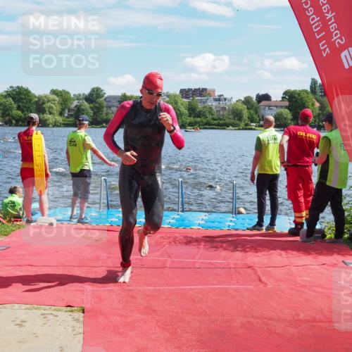 16.06.2024 - 7 Türme Triathlon KatJ http://msf.ph/oto/6299560 16.06.2024 11:15:06 Schwimmen 21, 45, 166, 215, 260, 267, 287, 294 meine-sportfotos.de
