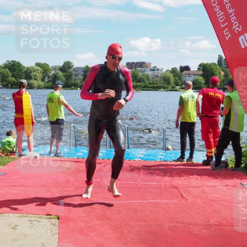 16.06.2024 - 7 Türme Triathlon KatJ http://msf.ph/oto/6299565 16.06.2024 11:15:06 Schwimmen 21, 45, 166, 215, 260, 267, 287, 294 meine-sportfotos.de