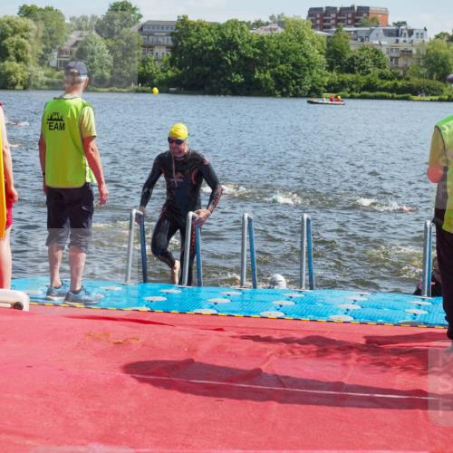 16.06.2024 - 7 Türme Triathlon KatJ http://msf.ph/oto/6299572 16.06.2024 11:15:12 Schwimmen 21, 45, 166, 215, 267, 287, 294 meine-sportfotos.de
