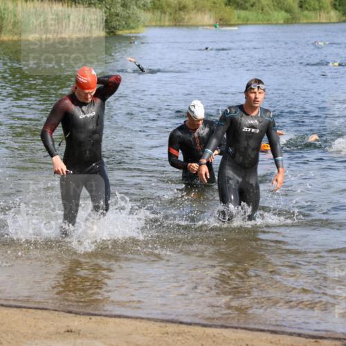16.06.2024 - 26. Vierlanden-Triathlon Strokosch-Dieckow http://msf.ph/oto/6299577 16.06.2024 09:42:26 Schwimmen 65, 145, 177, 180, 65, 145, 177, 180 meine-sportfotos.de