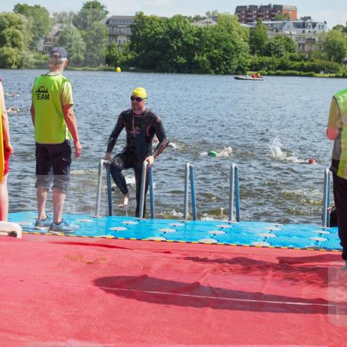 16.06.2024 - 7 Türme Triathlon KatJ http://msf.ph/oto/6299583 16.06.2024 11:15:12 Schwimmen 21, 45, 166, 215, 267, 287, 294 meine-sportfotos.de