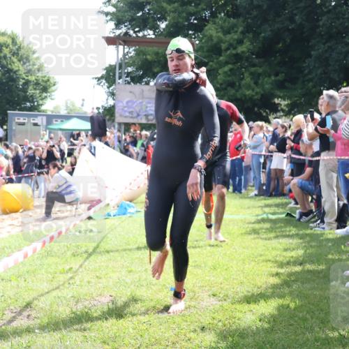 16.06.2024 - 26. Vierlanden-Triathlon Lena Gebhardt http://msf.ph/oto/6299592 16.06.2024 10:58:22 Schwimmen 254, 257, 265, 288, 345, 346, 349, 254, 257, 265, 288, 345, 346, 349 meine-sportfotos.de