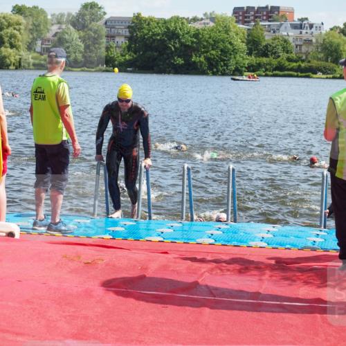 16.06.2024 - 7 Türme Triathlon KatJ http://msf.ph/oto/6299607 16.06.2024 11:15:12 Schwimmen 21, 45, 166, 215, 267, 287, 294 meine-sportfotos.de
