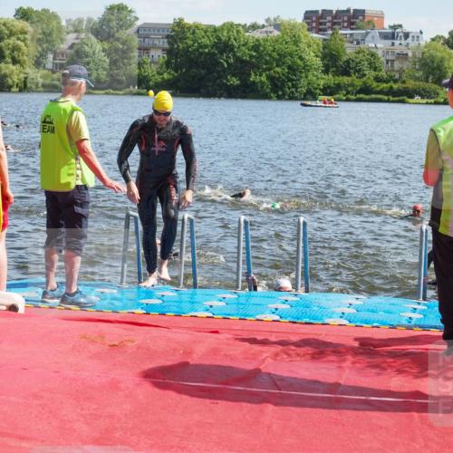 16.06.2024 - 7 Türme Triathlon KatJ http://msf.ph/oto/6299621 16.06.2024 11:15:13 Schwimmen 21, 45, 166, 215, 267, 275, 287, 294 meine-sportfotos.de