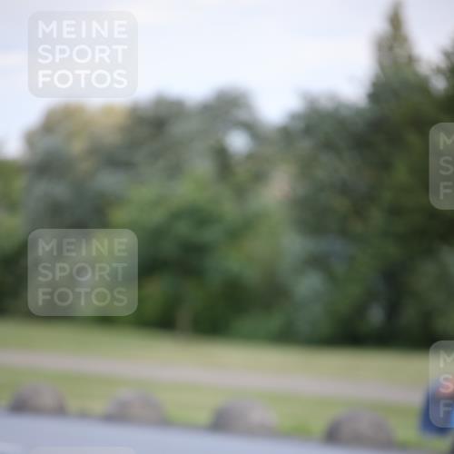 16.06.2024 - 26. Vierlanden-Triathlon Jannik Wohlers http://msf.ph/oto/6299629 16.06.2024 11:38:29 Radfahren 44, 68, 116, 251, 298, 329, 332, 346 meine-sportfotos.de
