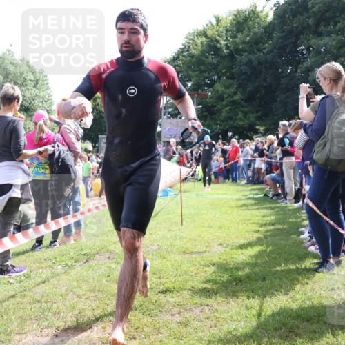 16.06.2024 - 26. Vierlanden-Triathlon Lena Gebhardt http://msf.ph/oto/6299630 16.06.2024 10:58:24 Schwimmen 254, 257, 265, 288, 345, 346, 349, 254, 257, 265, 288, 345, 346, 349 meine-sportfotos.de