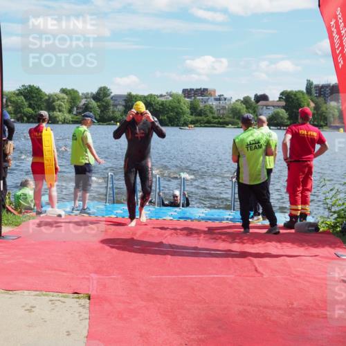 16.06.2024 - 7 Türme Triathlon KatJ http://msf.ph/oto/6299638 16.06.2024 11:15:15 Schwimmen 21, 45, 166, 182, 183, 215, 267, 275, 287, 294 meine-sportfotos.de