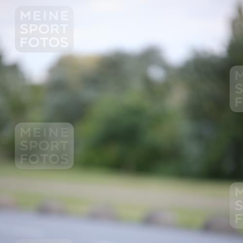 16.06.2024 - 26. Vierlanden-Triathlon Jannik Wohlers http://msf.ph/oto/6299646 16.06.2024 11:38:29 Radfahren 44, 68, 116, 251, 298, 329, 332, 346 meine-sportfotos.de