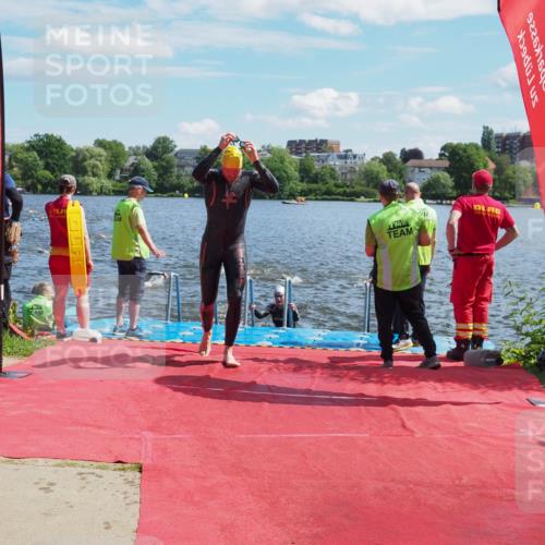 16.06.2024 - 7 Türme Triathlon KatJ http://msf.ph/oto/6299649 16.06.2024 11:15:16 Schwimmen 21, 45, 166, 182, 183, 215, 267, 275, 287, 294 meine-sportfotos.de