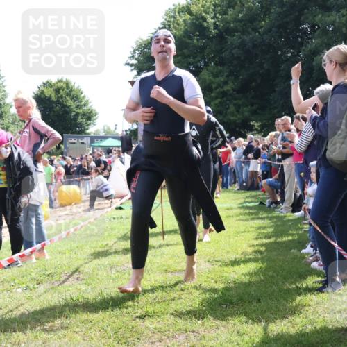 16.06.2024 - 26. Vierlanden-Triathlon Lena Gebhardt http://msf.ph/oto/6299656 16.06.2024 10:58:31 Schwimmen 257, 265, 288, 345, 346, 257, 265, 288, 345, 346 meine-sportfotos.de
