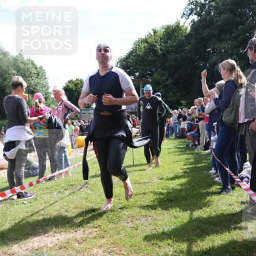 16.06.2024 - 26. Vierlanden-Triathlon Lena Gebhardt http://msf.ph/oto/6299660 16.06.2024 10:58:31 Schwimmen 257, 265, 288, 345, 346, 257, 265, 288, 345, 346 meine-sportfotos.de
