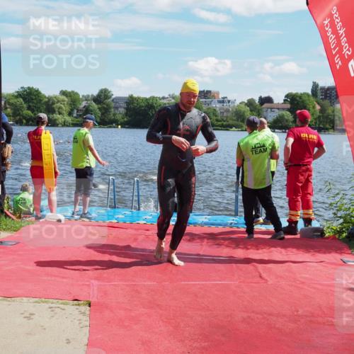 16.06.2024 - 7 Türme Triathlon KatJ http://msf.ph/oto/6299679 16.06.2024 11:15:16 Schwimmen 21, 45, 166, 182, 183, 215, 267, 275, 287, 294 meine-sportfotos.de