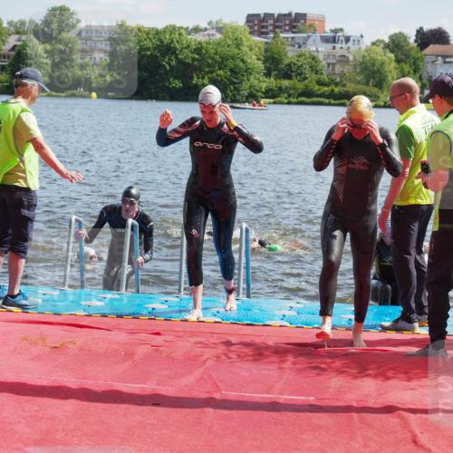 16.06.2024 - 7 Türme Triathlon KatJ http://msf.ph/oto/6299719 16.06.2024 11:15:20 Schwimmen 21, 45, 166, 182, 183, 215, 267, 275, 287, 294 meine-sportfotos.de