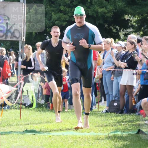 16.06.2024 - 26. Vierlanden-Triathlon Lena Gebhardt http://msf.ph/oto/6299754 16.06.2024 10:58:50 Schwimmen 251, 281, 304, 317, 320, 322, 251, 281, 304, 317, 320, 322 meine-sportfotos.de