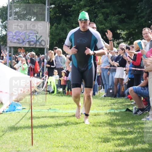 16.06.2024 - 26. Vierlanden-Triathlon Lena Gebhardt http://msf.ph/oto/6299767 16.06.2024 10:58:52 Schwimmen 251, 281, 304, 317, 320, 322, 251, 281, 304, 317, 320, 322 meine-sportfotos.de