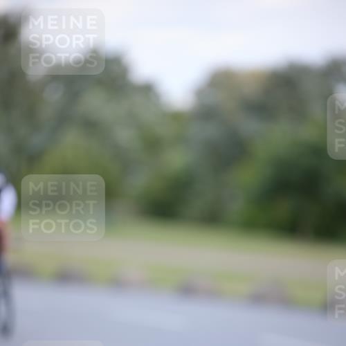 16.06.2024 - 26. Vierlanden-Triathlon Jannik Wohlers http://msf.ph/oto/6299793 16.06.2024 11:38:30 Radfahren 44, 68, 116, 251, 298, 329, 332, 346, 369 meine-sportfotos.de