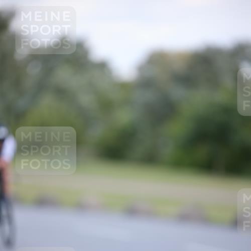 16.06.2024 - 26. Vierlanden-Triathlon Jannik Wohlers http://msf.ph/oto/6299802 16.06.2024 11:38:30 Radfahren 44, 68, 116, 251, 298, 329, 332, 346, 369 meine-sportfotos.de