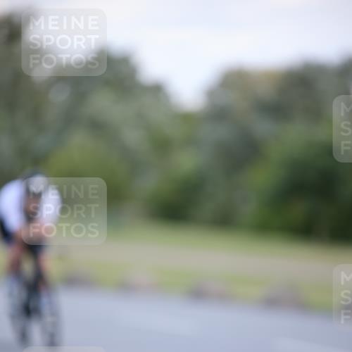 16.06.2024 - 26. Vierlanden-Triathlon Jannik Wohlers http://msf.ph/oto/6299817 16.06.2024 11:38:30 Radfahren 44, 68, 116, 251, 298, 329, 332, 346, 369 meine-sportfotos.de