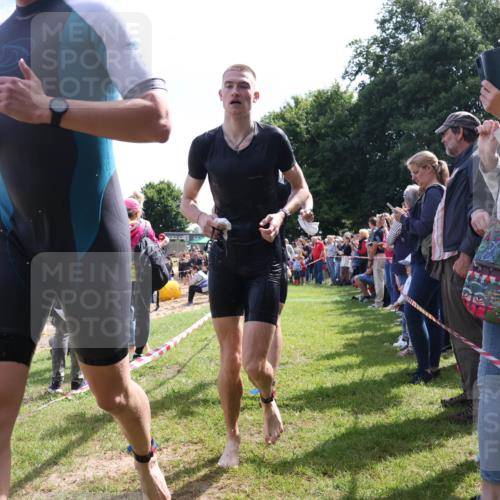 16.06.2024 - 26. Vierlanden-Triathlon Lena Gebhardt http://msf.ph/oto/6299820 16.06.2024 10:58:55 Schwimmen 251, 281, 304, 317, 320, 322, 251, 281, 304, 317, 320, 322 meine-sportfotos.de