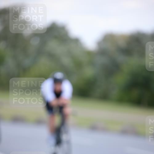 16.06.2024 - 26. Vierlanden-Triathlon Jannik Wohlers http://msf.ph/oto/6299846 16.06.2024 11:38:30 Radfahren 44, 68, 116, 251, 298, 329, 332, 346, 369 meine-sportfotos.de