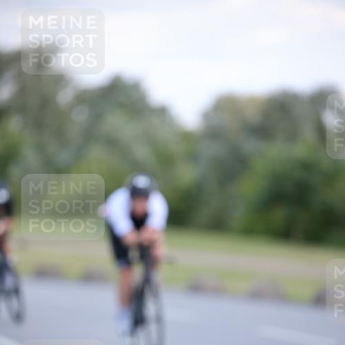 16.06.2024 - 26. Vierlanden-Triathlon Jannik Wohlers http://msf.ph/oto/6299850 16.06.2024 11:38:30 Radfahren 44, 68, 116, 251, 298, 329, 332, 346, 369 meine-sportfotos.de