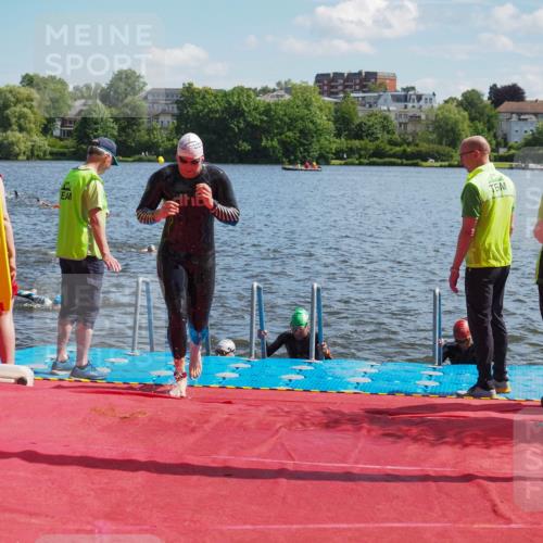 16.06.2024 - 7 Türme Triathlon KatJ http://msf.ph/oto/6299856 16.06.2024 11:15:30 Schwimmen 21, 163, 166, 182, 183, 275, 287, 294 meine-sportfotos.de