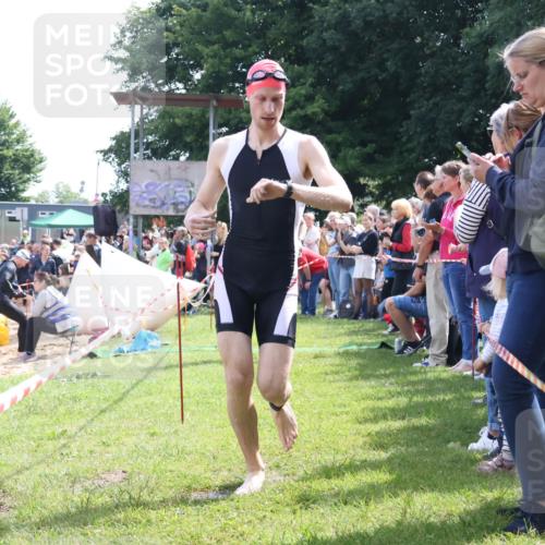 16.06.2024 - 26. Vierlanden-Triathlon Lena Gebhardt http://msf.ph/oto/6299873 16.06.2024 10:59:00 Schwimmen 262, 304, 317, 322, 351, 262, 304, 317, 322, 351 meine-sportfotos.de