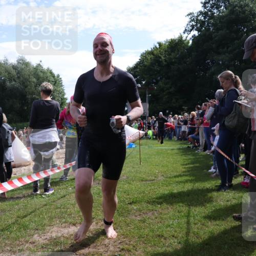 16.06.2024 - 26. Vierlanden-Triathlon Lena Gebhardt http://msf.ph/oto/6299902 16.06.2024 10:59:03 Schwimmen 262, 304, 317, 322, 325, 351, 262, 304, 317, 322, 325, 351 meine-sportfotos.de