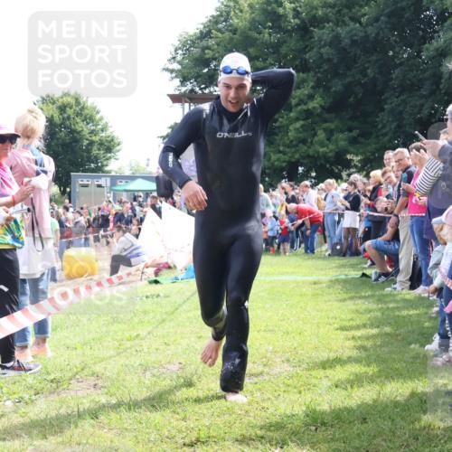 16.06.2024 - 26. Vierlanden-Triathlon Lena Gebhardt http://msf.ph/oto/6299924 16.06.2024 10:59:07 Schwimmen 247, 262, 270, 304, 315, 325, 351, 247, 262, 270, 304, 315, 325, 351 meine-sportfotos.de