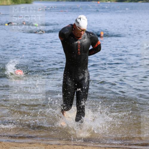 16.06.2024 - 26. Vierlanden-Triathlon Strokosch-Dieckow http://msf.ph/oto/6299927 16.06.2024 09:42:32 Schwimmen 65, 166, 177, 180, 65, 166, 177, 180 meine-sportfotos.de